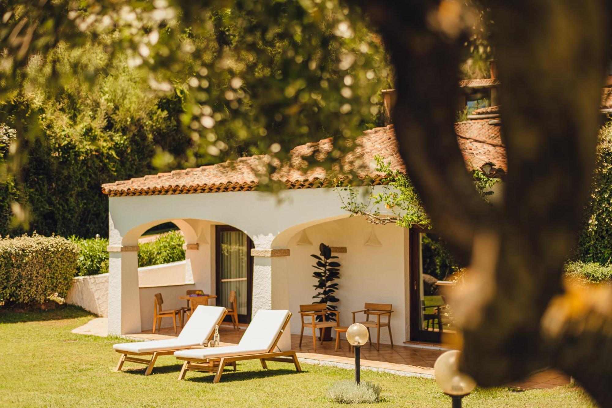Отель Aethos Sardinia Канниджионе Экстерьер фото